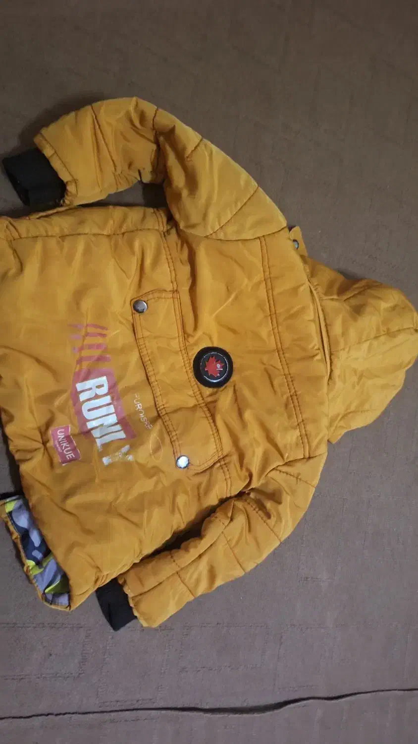 کاپشن پسرانه ۳ سال الی ۵ سال سایز۴۵|کفش و لباس بچه|قم, چهل اختران|دیوار