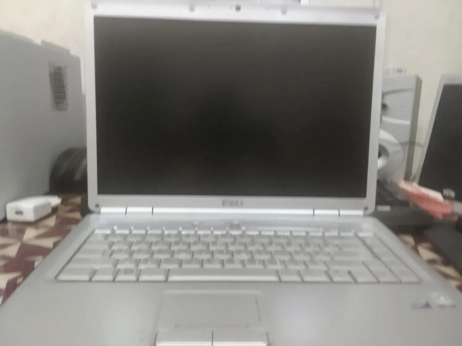 لپ تاپ  دلdell|رایانه همراه|فولادشهر, فولادشهر|دیوار