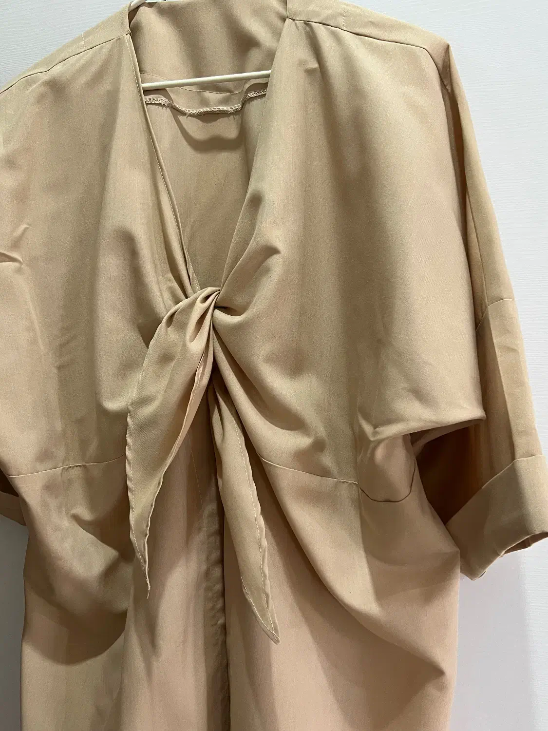 پانچ مانتو|لباس|چالوس, |دیوار