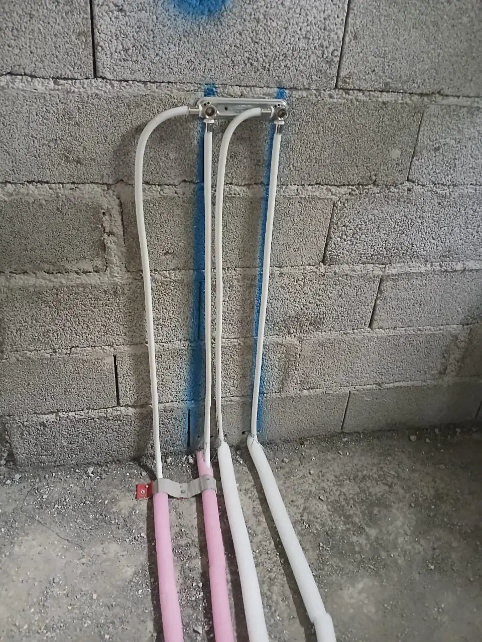 تاسیسات ساختمان لوله کشی آب سرد و گرم و فاضلاب|خدمات پیشه و مهارت|رودسر, |دیوار