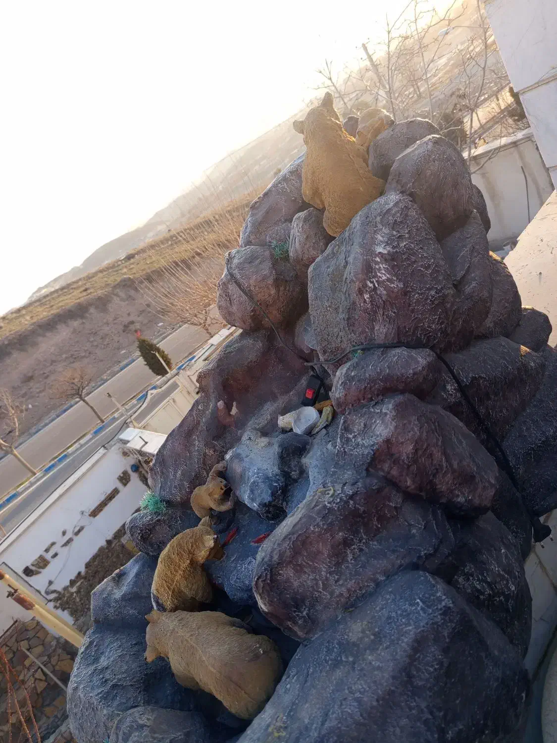 آب نما|سازهای بادی|پردیس, فاز ۲|دیوار