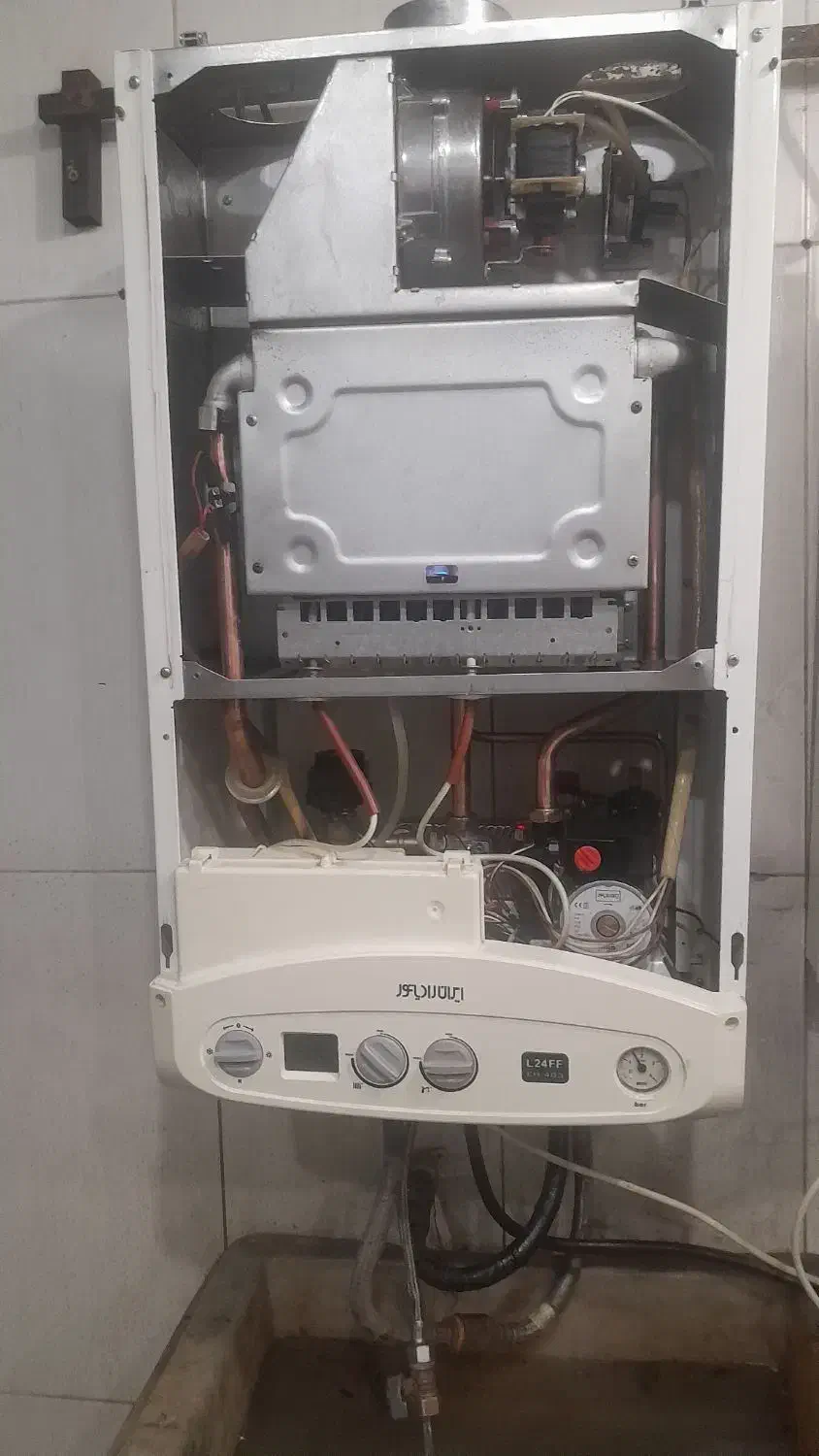 تعمیرات تخصصی پکیج دیواری|آبگرمکن، پکیج، شوفاژ|قدس, شهرقدس|دیوار