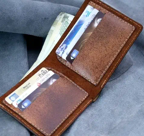 یک کیف پول گمشده|اشیا|زاهدان, |دیوار