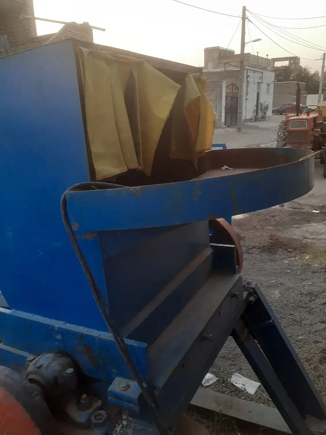 آسیاب دهنه ۸۰ دینام قوی|ماشین‌آلات صنعتی|خوی, |دیوار