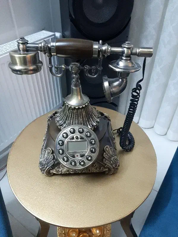 تلفن سلطنتی ومیز تلفن|تلفن رومیزی|قم, شهرک فاطمیه|دیوار