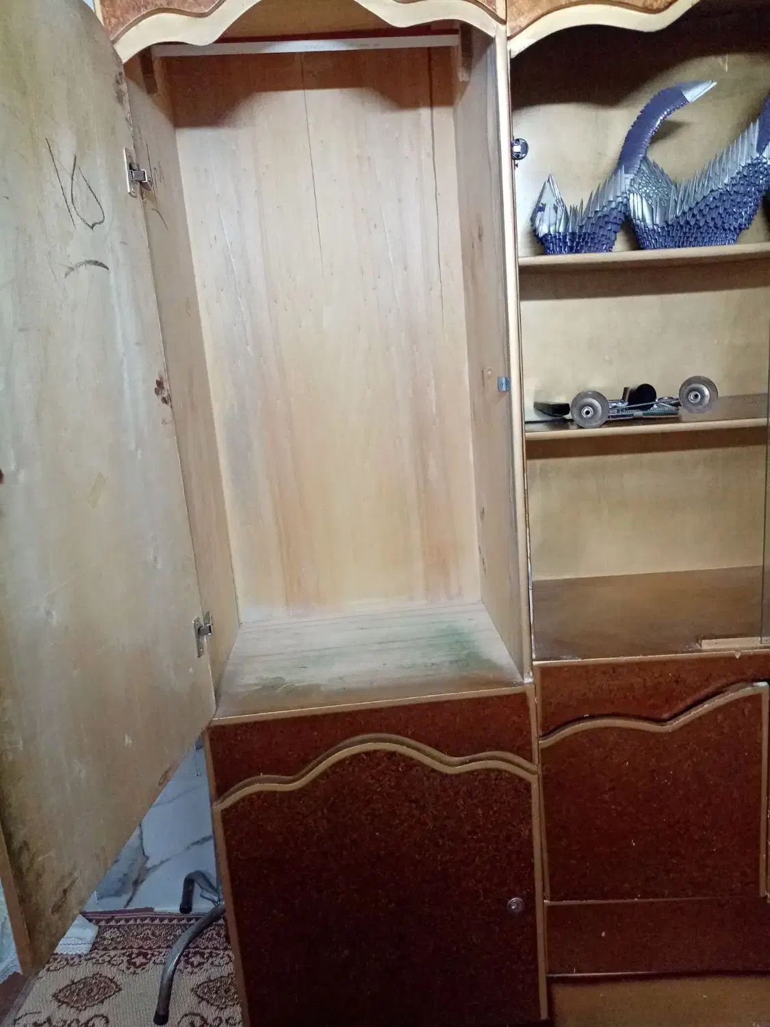 کمد سه تیکه|بوفه، ویترین، کنسول|یزد, |دیوار