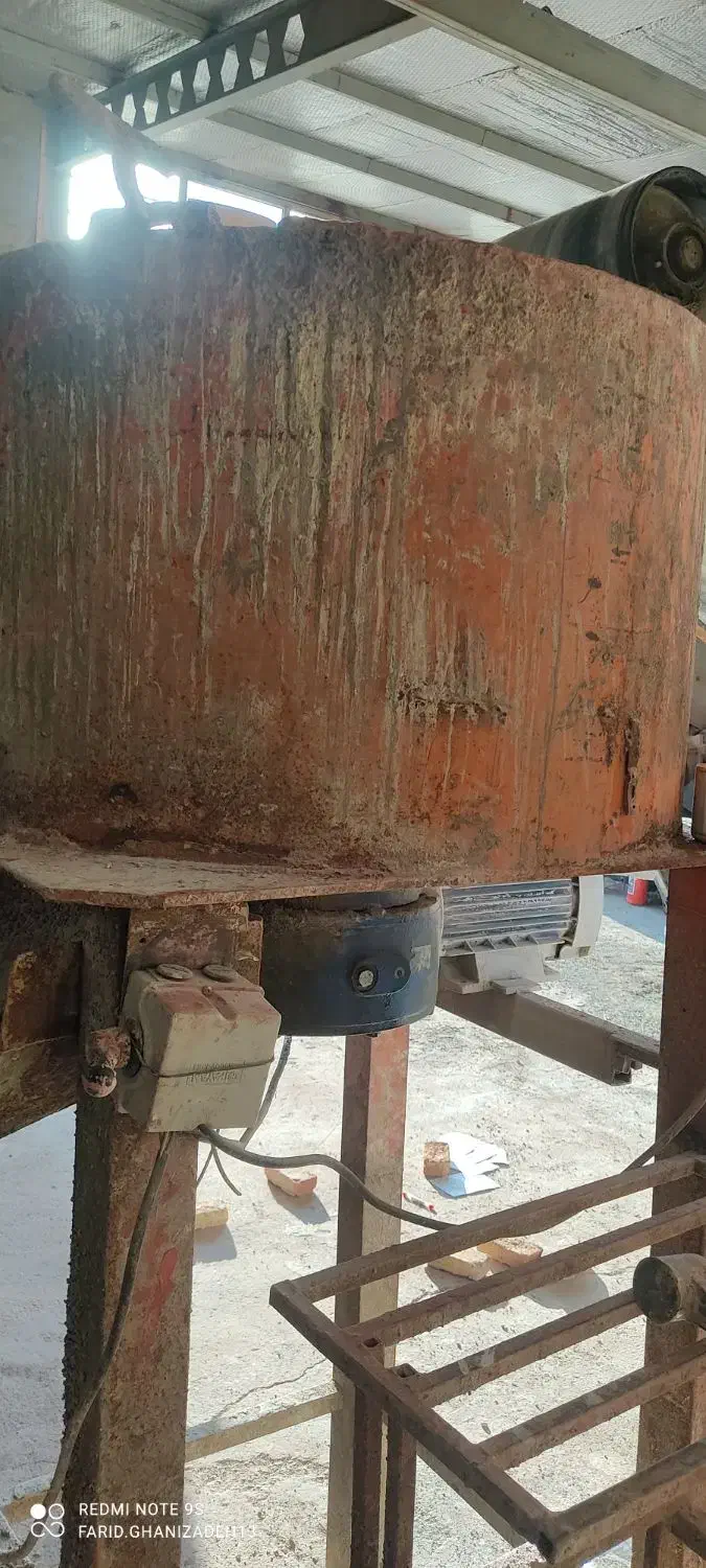 کارگاه موزاییک سازی|ماشینآلات صنعتی|شبستر, |دیوار