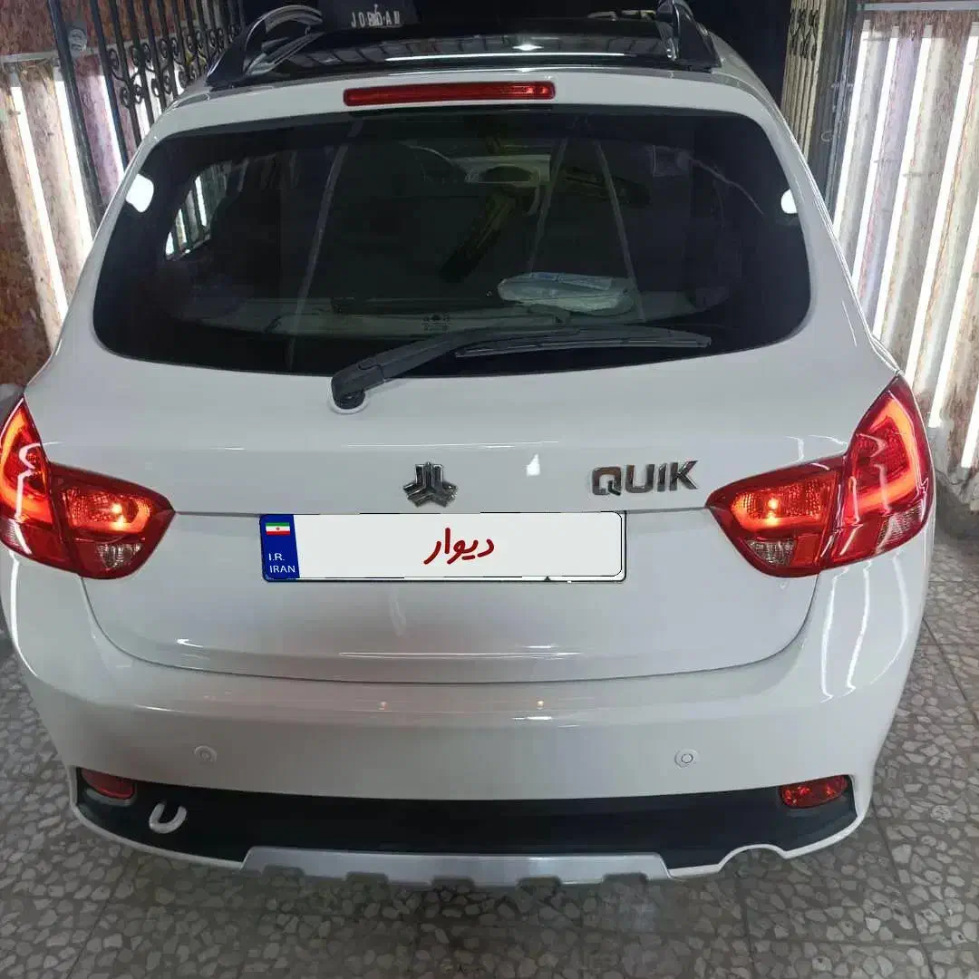 کوییک آر مدل ۱۴۰۰ دو لکه رنگ خیلی جزعی|خودرو سواری و وانت|آستانه اشرفیه, |دیوار