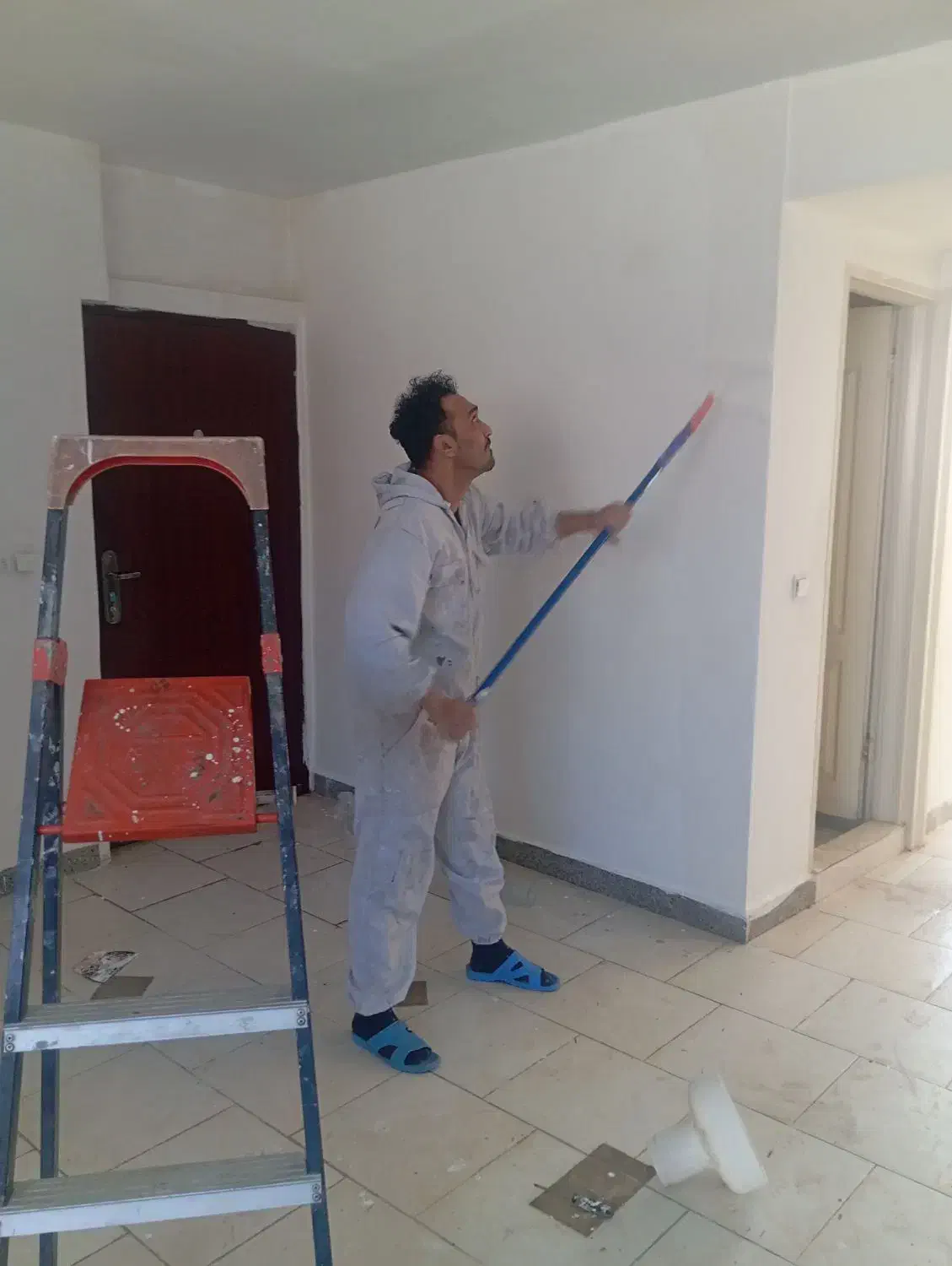 نقاشی ساختمان|خدمات پیشه و مهارت|اندیشه, اندیشه فاز ۲|دیوار