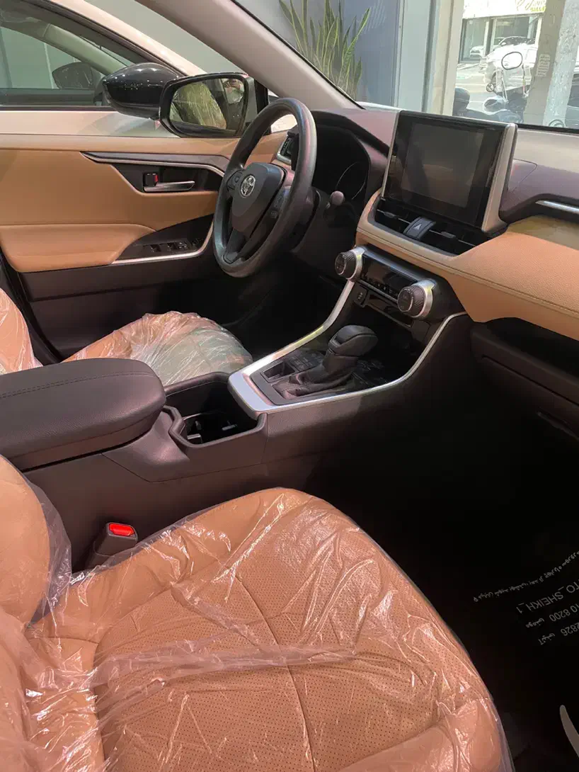 تویوتا راو۴ ژاپن دو دیفرانسیل ۲۰۲۵ پلاک ۲۰۰۰ سی سی|خودرو سواری و وانت|تهران, سهروردی|دیوار