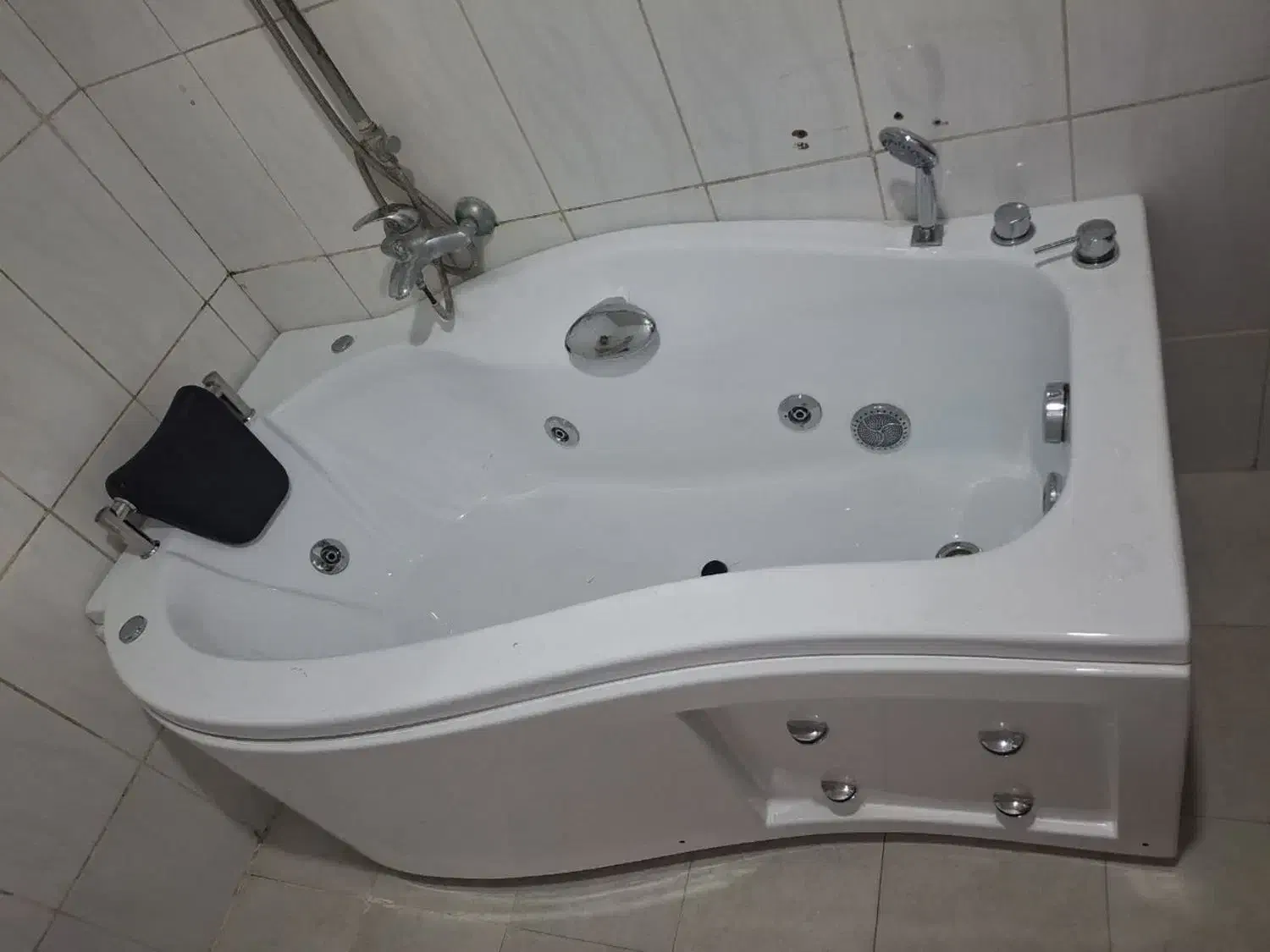 فروش جکوزی سعادت آباد تهران|لوازم حمام|پرند, فاز ۵|دیوار