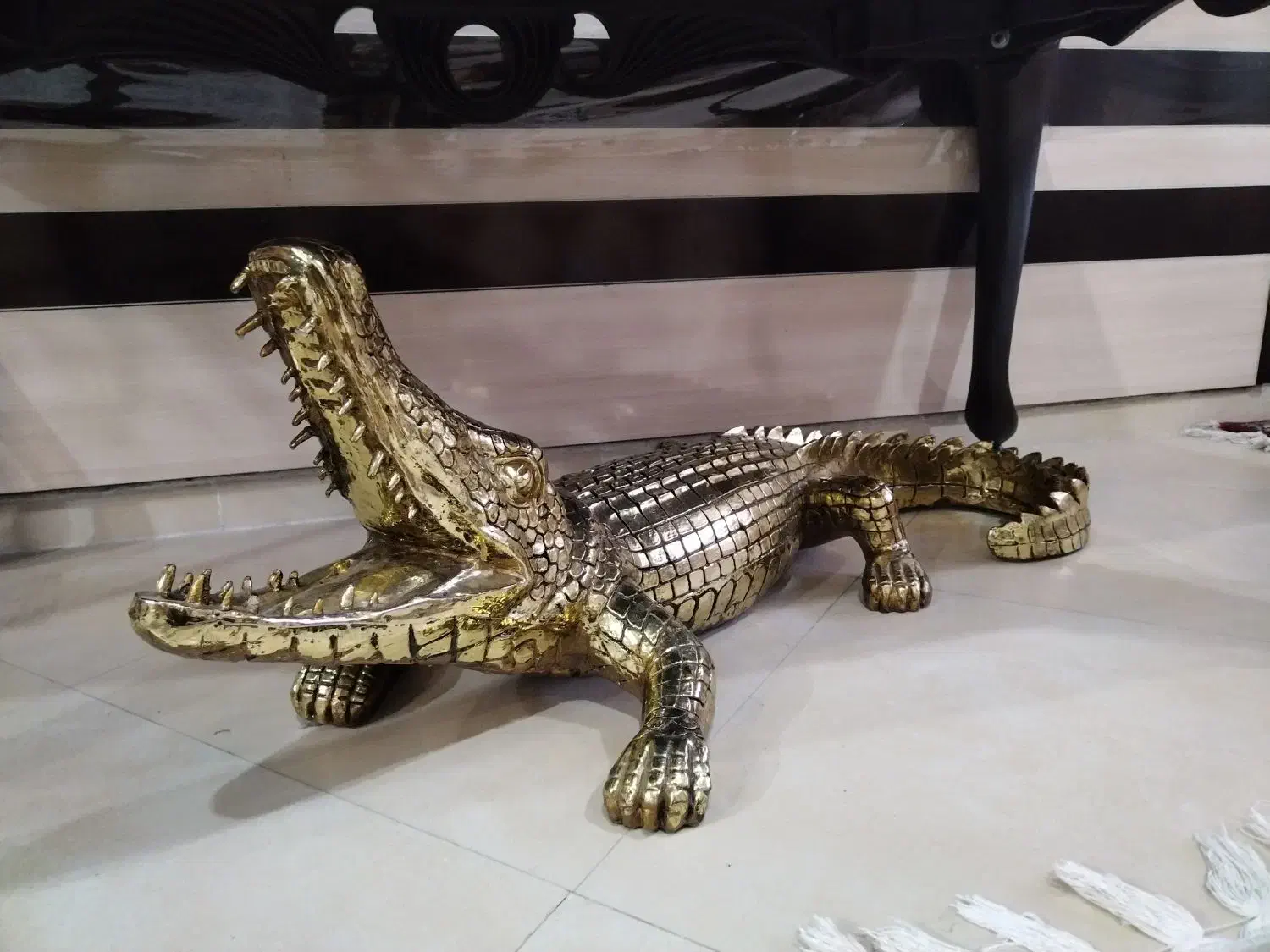 مجسمه تزئینی|مجسمه، تندیس، ماکت|خرم‌آباد, |دیوار