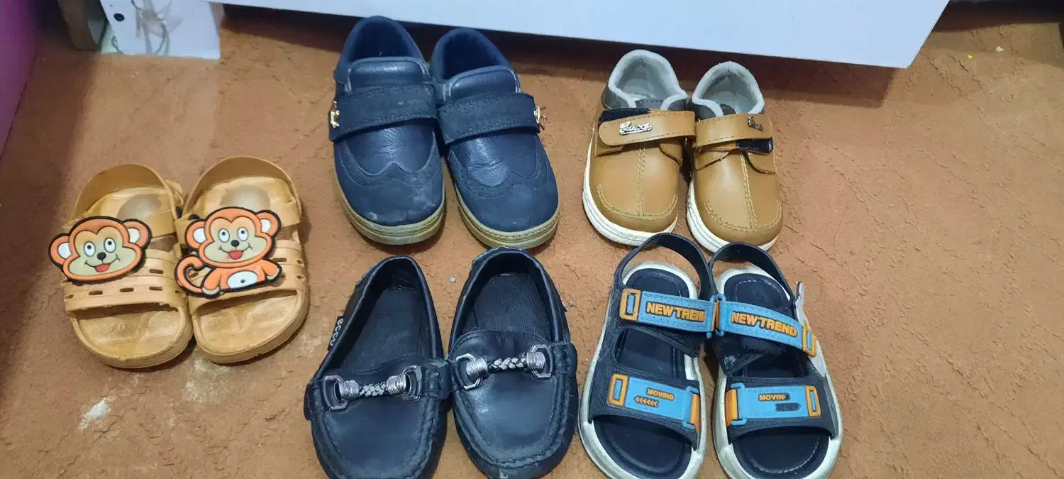 کفش.کاپشن.لباس پسرانه|کفش و لباس بچه|مشهد, مصلی (کارمندان اول)|دیوار