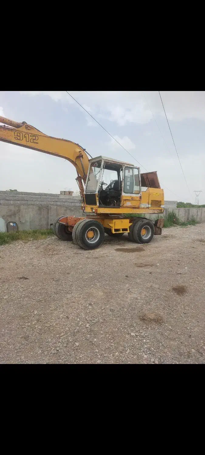 بیل لاستیکی ۹۱۲|خودرو سنگین|تهران, آذربایجان|دیوار