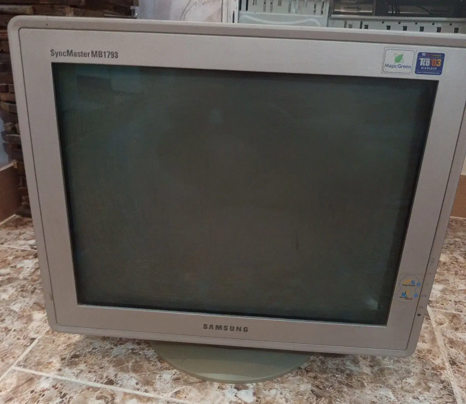 رایانه|قطعات و لوازم جانبی رایانه|بروجرد, |دیوار