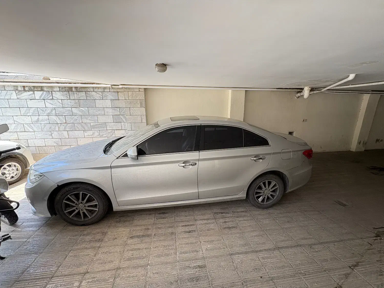 لیفان ۸۲۰ تمیز مشابه صفر|خودرو سواری و وانت|تهران, عباس‌آباد|دیوار