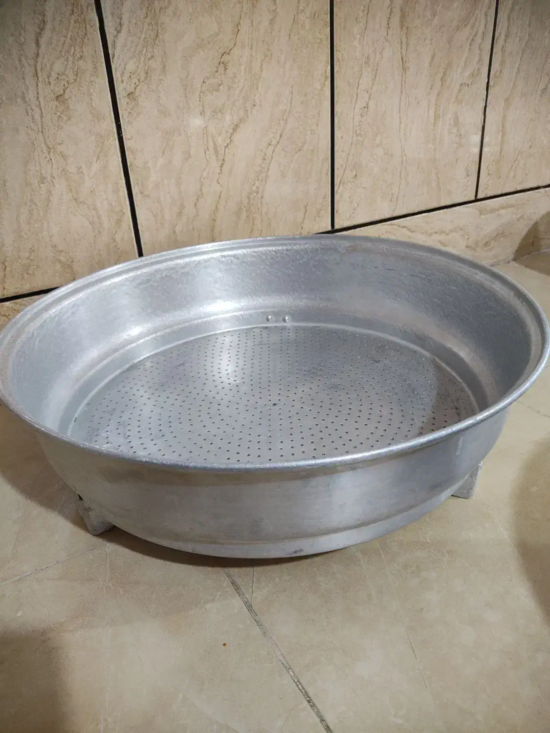 ظروف آشپزخانه|ظروف پخت‌وپز|مسجد سلیمان, |دیوار