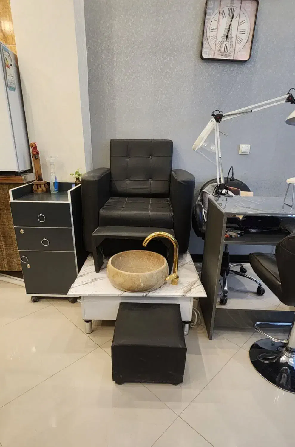 اجاره لاین ناخن* پدیکور* کراتین*کوتاهی|اجارهٔ دفتر کار، اتاق اداری، مطب|اصفهان, بهارستان (مخابرات)|دیوار