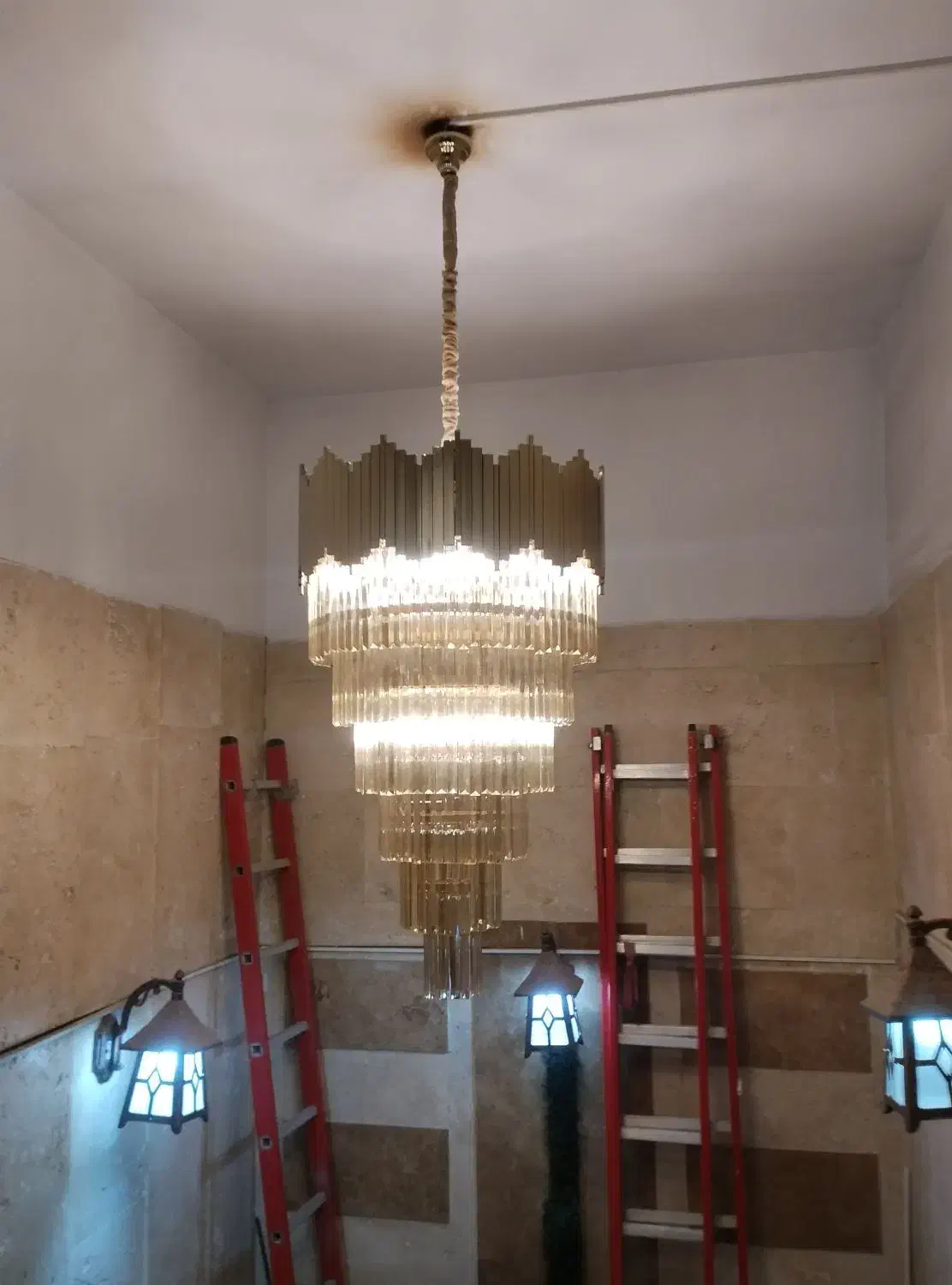 برقکار،رفع اتصالی،نصب لوستر،لاین نوری،تمام مناطق|خدمات پیشه و مهارت|تهران, تهرانپارس شرقی|دیوار