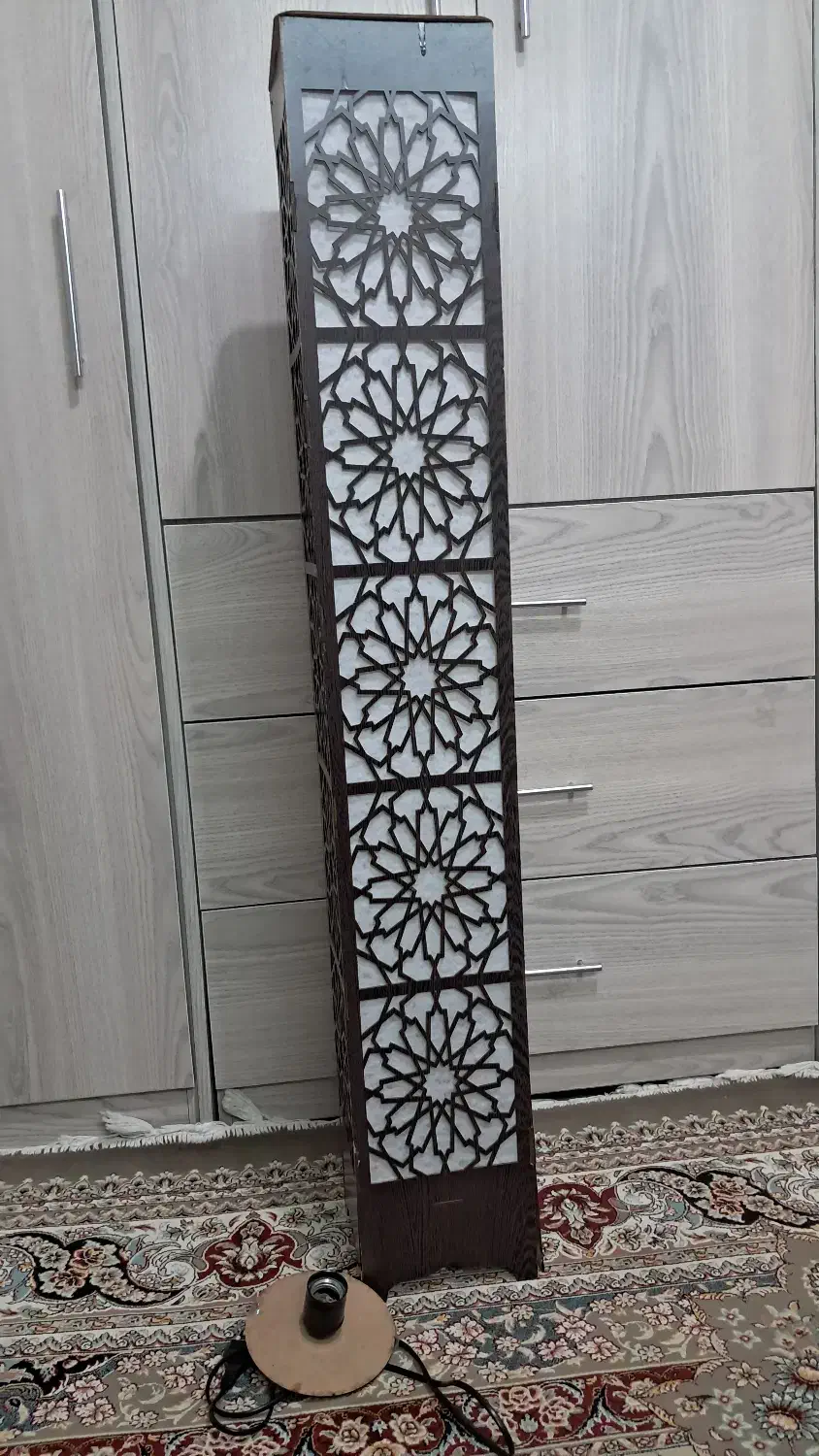 آباژور و قاب عکس چرخان|چراغ خواب و آباژور|مشهد, فرهنگیان (شهرک غرب)|دیوار