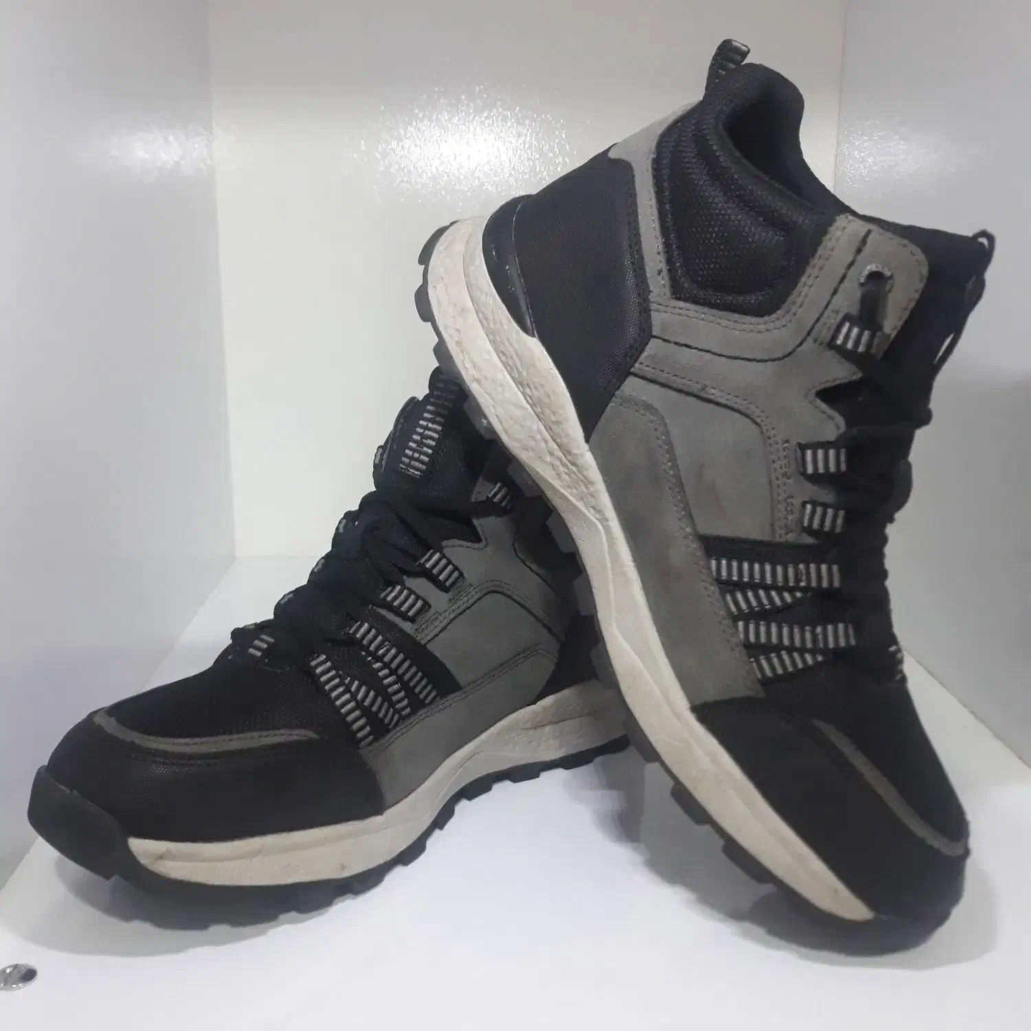 کفش نیم بوت کوه وشهری آلمانی تام تیلوراورجینال اصل|کیف، کفش، کمربند|همدان, |دیوار