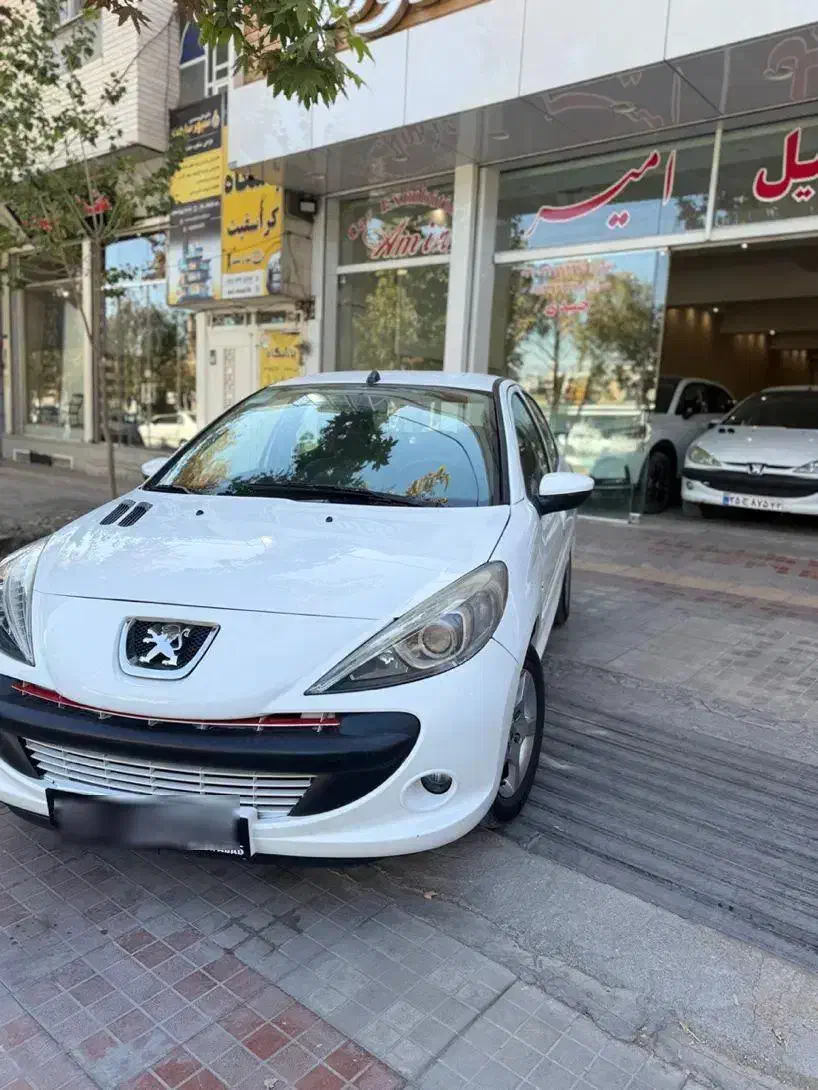 ۲۰۷اتومات مدل ۱۳۹۷|خودرو سواری و وانت|نجف‌آباد, شریعتی|دیوار