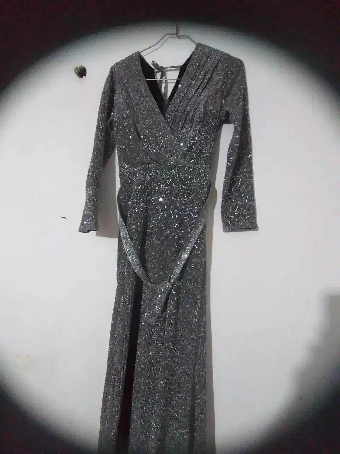 لباس مجلسی|لباس|آکند, |دیوار