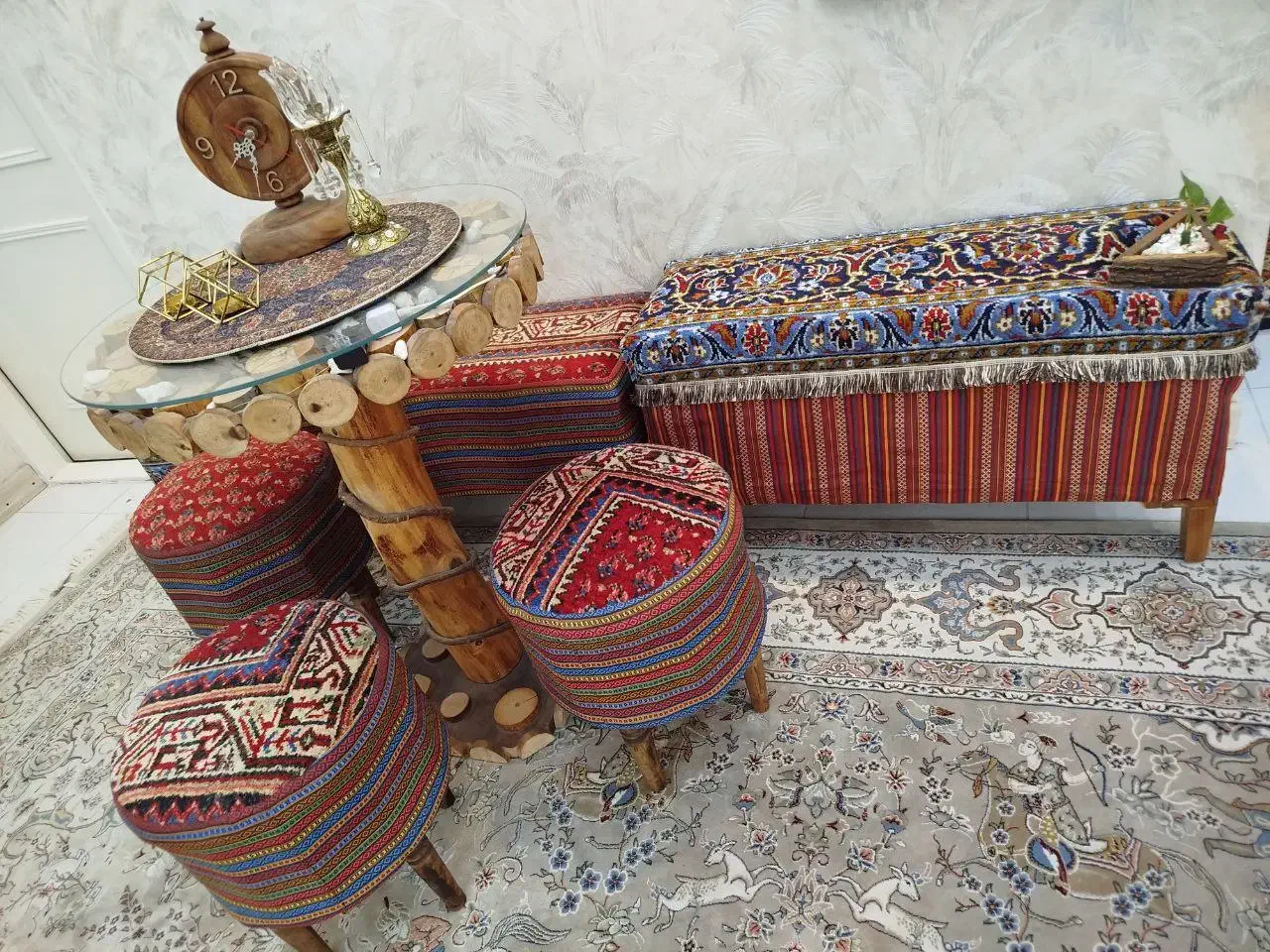 تولیدی پاف چوبی|مبلمان خانگی و میز عسلی|تهران, شهرک آزادی|دیوار