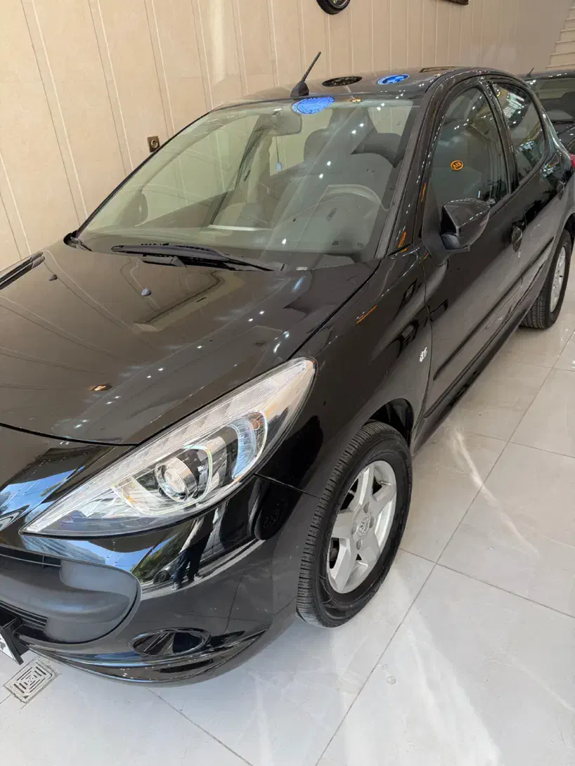 ۲۰۷اتومات مدل۹۶مشگی بیرنگ|خودرو سواری و وانت|قم, زنبیل آباد|دیوار