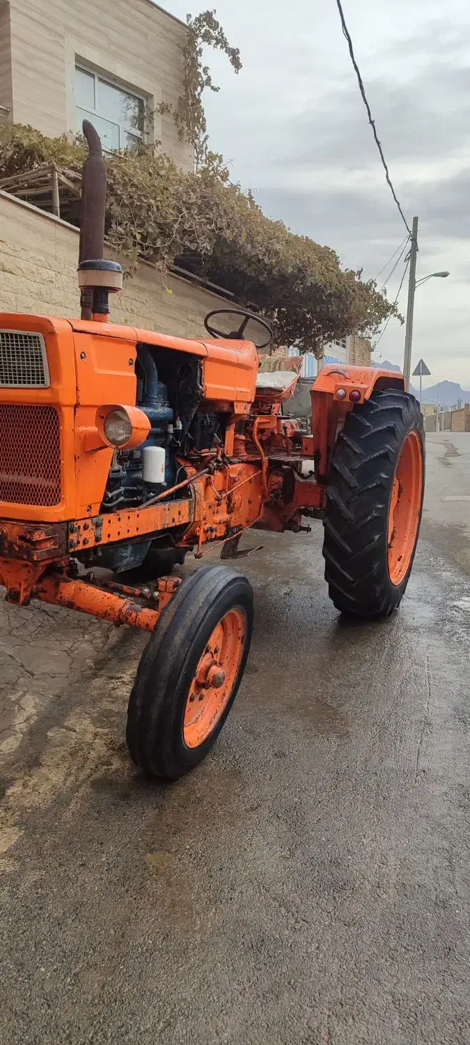 تراکتور رومانی مدل 60 درحد|خودرو سنگین|چادگان, |دیوار