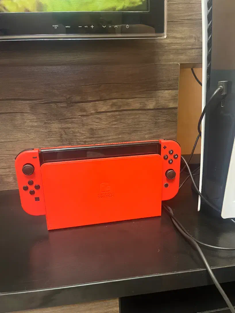 نینتندو سوییچ اولد|کنسول، بازی ویدئویی و آنلاین|رشت, کاکتوس|دیوار