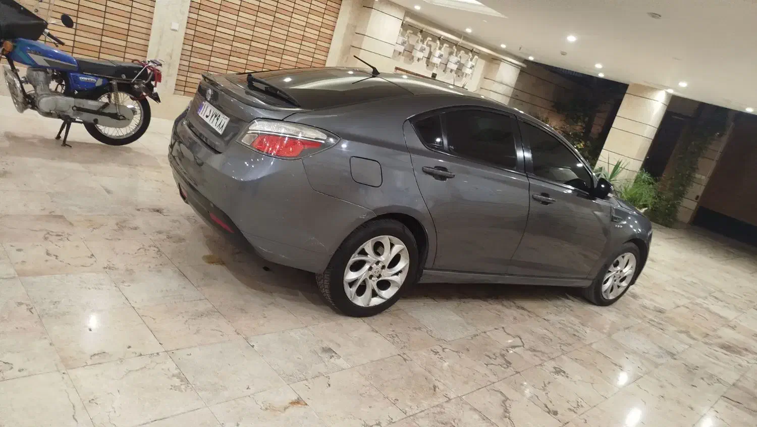 بی رنگ درج یک معاوضه با خودرو دارم|خودرو سواری و وانت|تهران, دردشت|دیوار