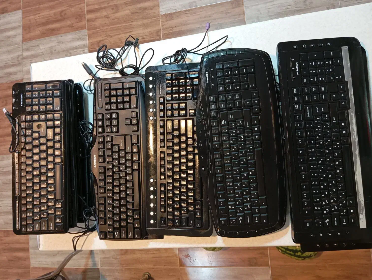 کیبورد فقط ۲۸۰ و مانیتور ۱۷و۱۹مناسب دوربین|قطعات و لوازم جانبی رایانه|کاشان, لتحر|دیوار