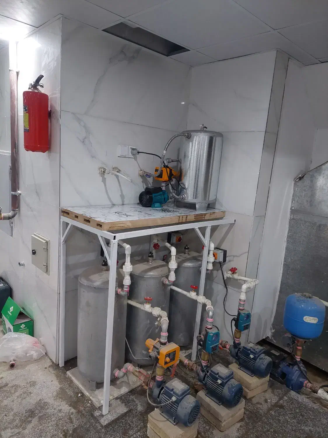 خدمات تاسیسات لوله کشی پمپ آب نصب شیر آلات رادیات|خدمات پیشه و مهارت|همدان, |دیوار