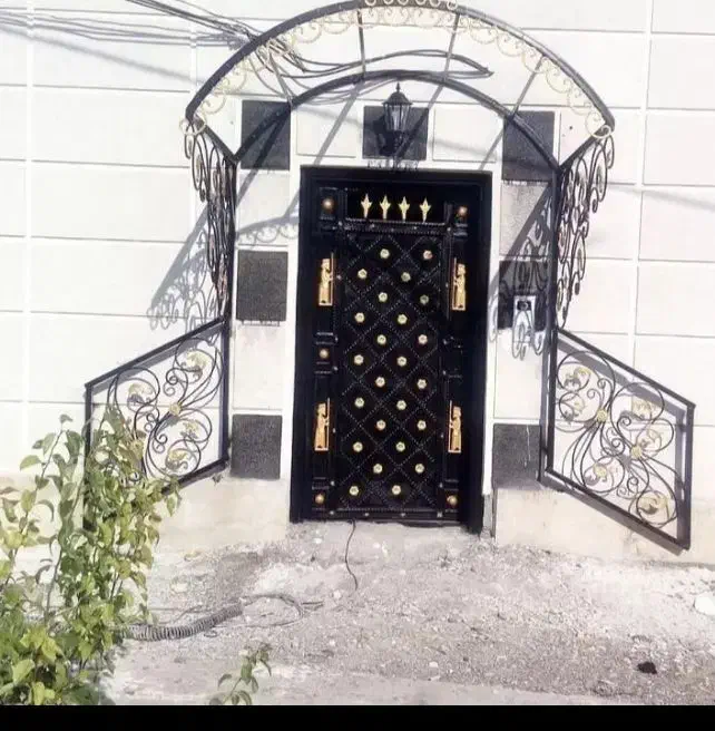 رنگ درب چوبی و فلزی،براق با دوام مثل روز اول|خدمات پیشه و مهارت|بستان آباد, |دیوار