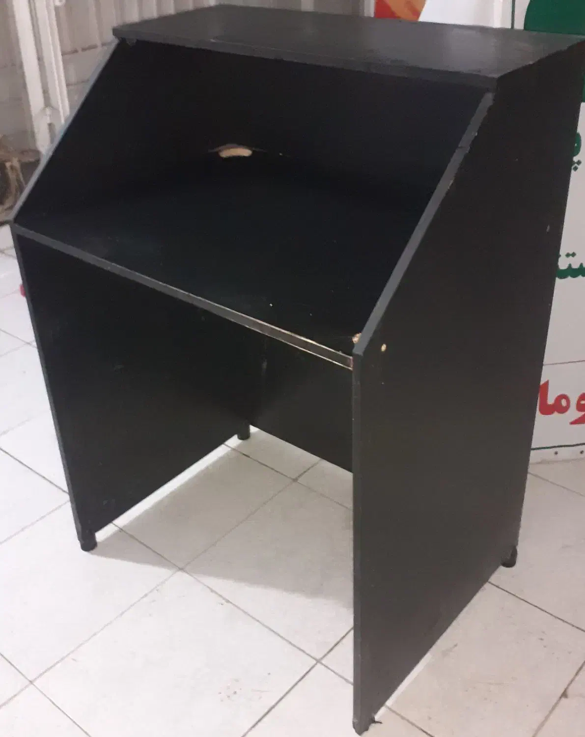 میزوصندلی،میزپیشخوان، آب مرکبات گیری دستی|میز و صندلی غذاخوری|بندر دیر, |دیوار