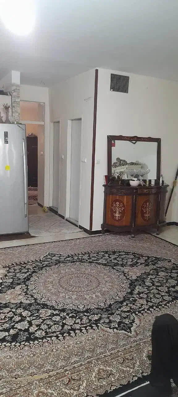 آپارتمان ۷۰ متر / ۱ خواب / بازسازی شده