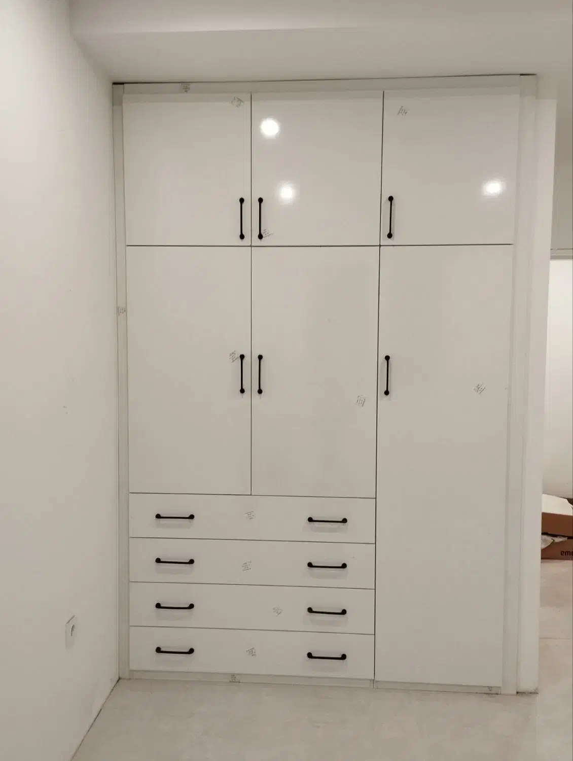 ساخت و نصب کمد و با متریال درجه یک|خدمات پیشه و مهارت|مشهد, حضرت حجت|دیوار