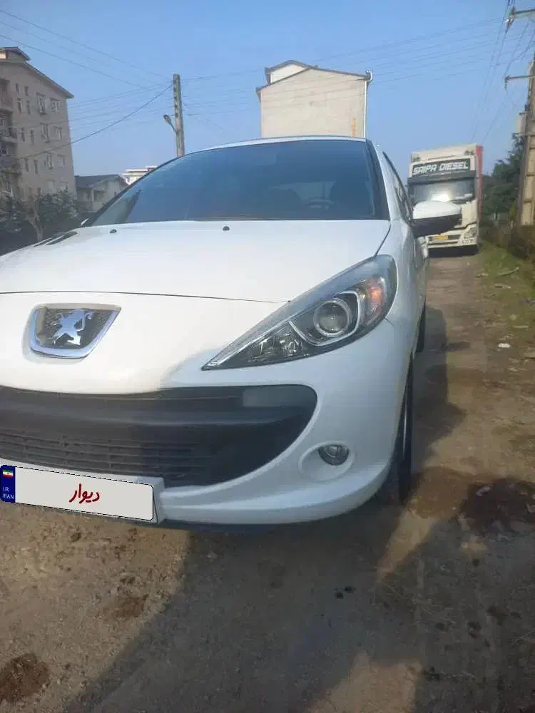 پژو ۲۰۷ سقف پانا|خودرو سواری و وانت|آستارا, |دیوار