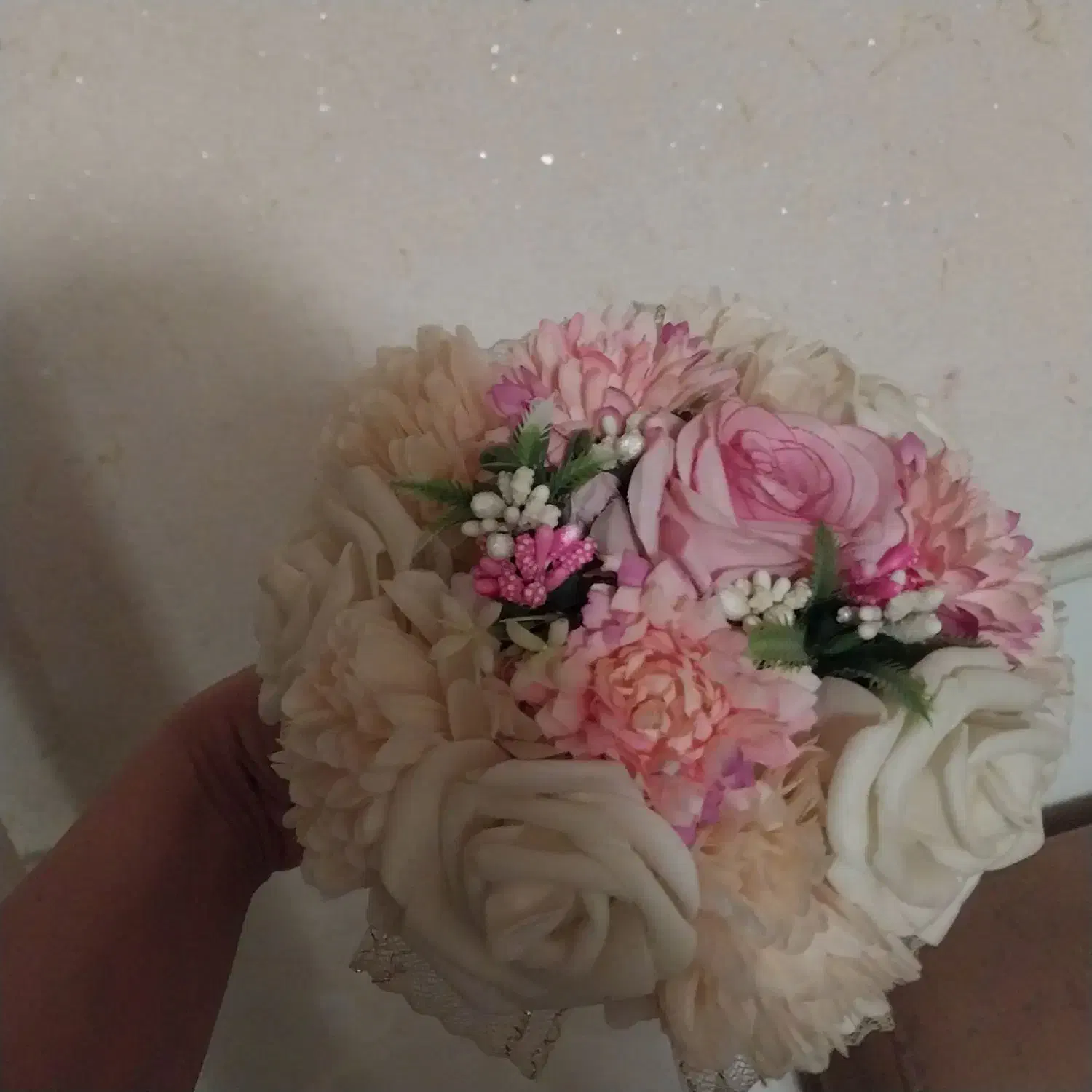 تعدادی باکس گل ودست گل ویک قفل دستگیره درب چوبی|صنایع دستی و سایر لوازم تزئینی|قم, چهل اختران|دیوار