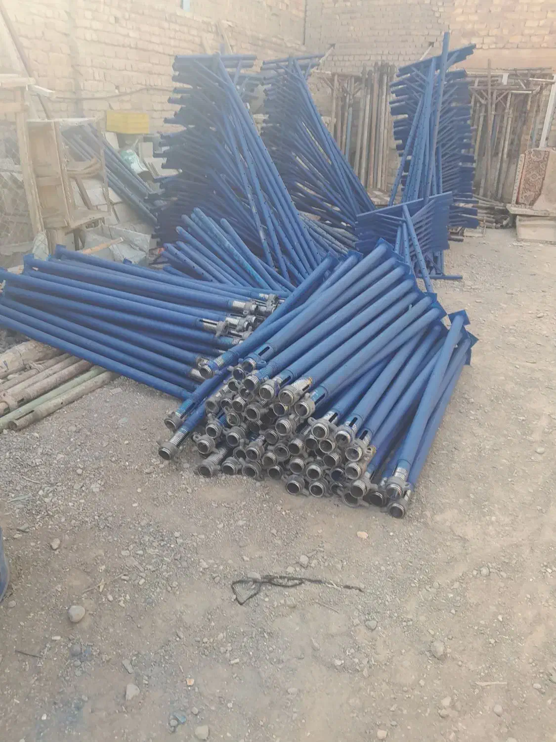 جک وقالب|مصالح و تجهیزات ساختمان|قم, وادی السلام|دیوار