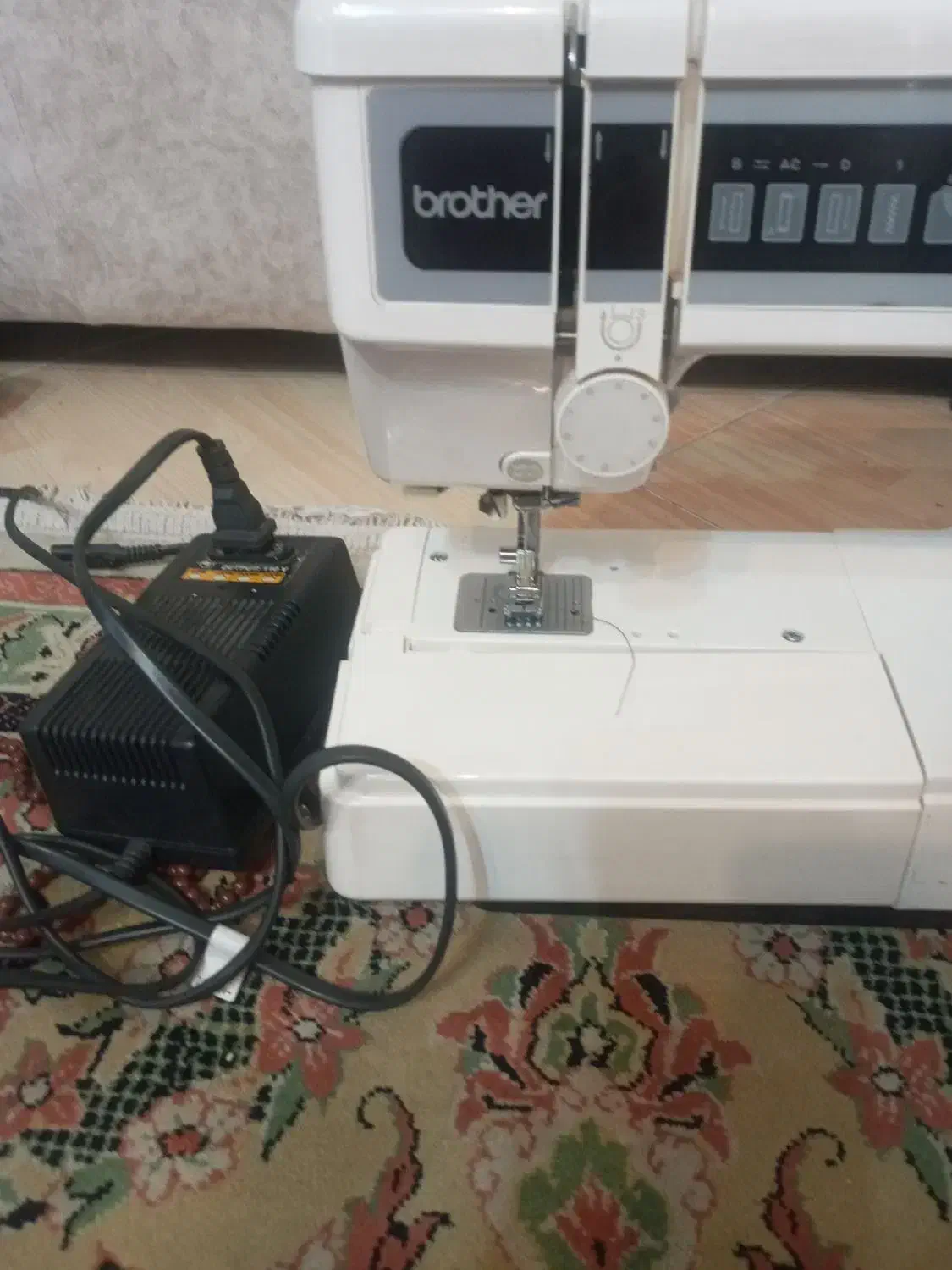 چرخ خیاطی برادر  ژاپنی|چرخ خیاطی و ریسندگی|شاهین‌شهر, ۹ دی|دیوار