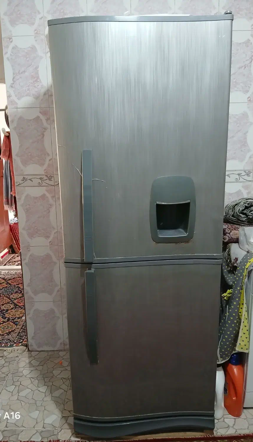 یخچال|یخچال و فریزر|تربت جام, میان جام|دیوار