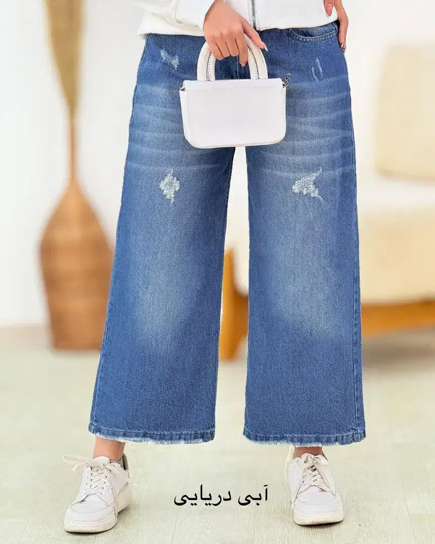 پوشاک شاپرک|لباس|شاهین‌شهر, گرگاب|دیوار