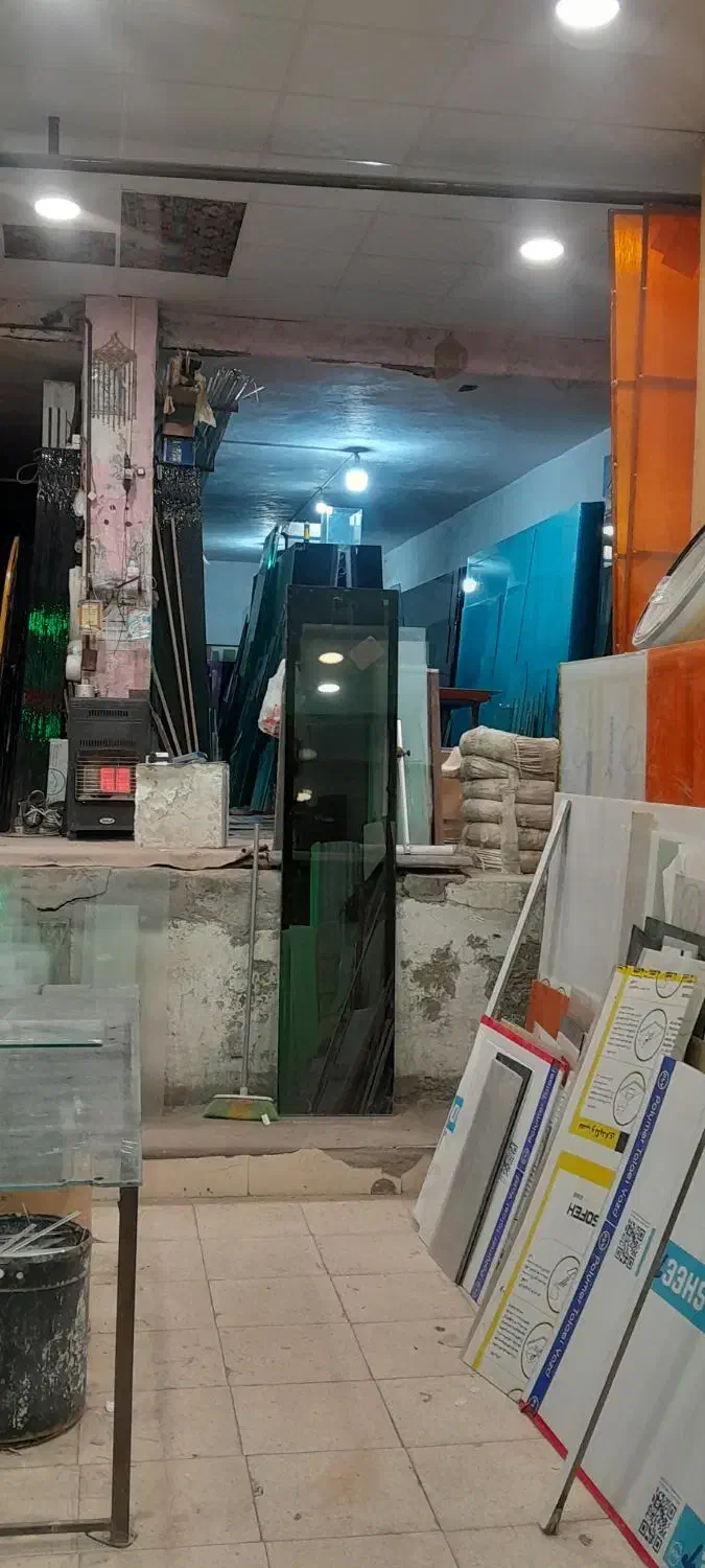 شیشه بری و نصب|خدمات پیشه و مهارت|زاهدان, |دیوار