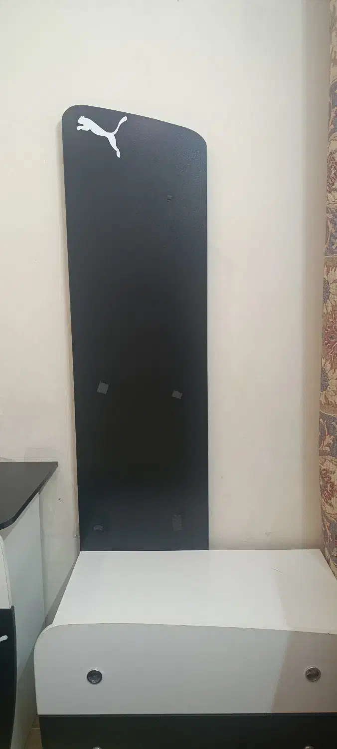 سلام میزکامپیوتر تمیز در حد نو|میز تحریر و کامپیوتر|قم, سالاریه|دیوار