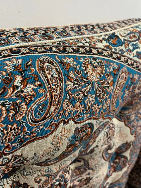 دو دست خان نشین بسیار تمیز و مرتب و جنس خوب|مبلمان خانگی و میز عسلی|بیرجند, |دیوار