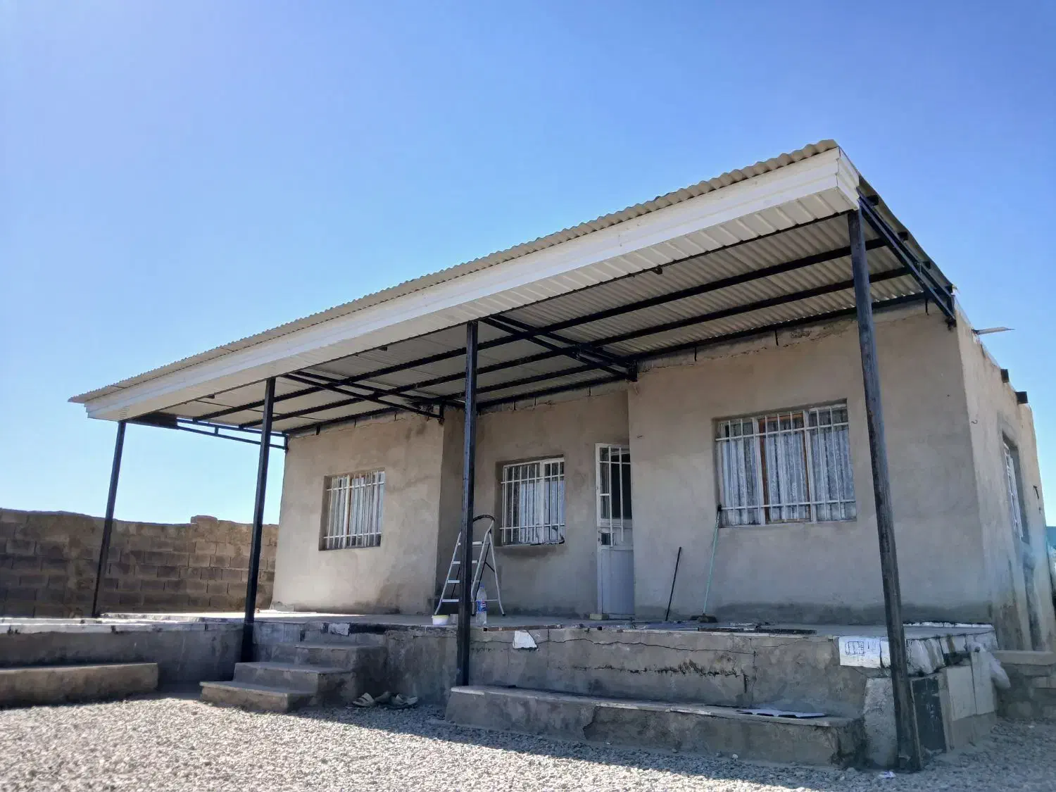 جوشکاری سیار ونصب شیروانی|خدمات پیشه و مهارت|همدان, |دیوار