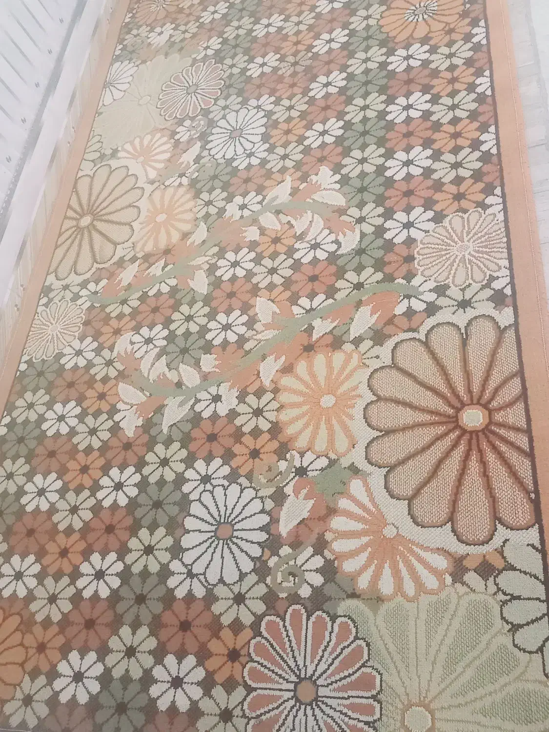 درحدنو میشه گفت نو چون خیلی نو هست|گلیم، جاجیم، گبه|تربت جام, معدآباد|دیوار