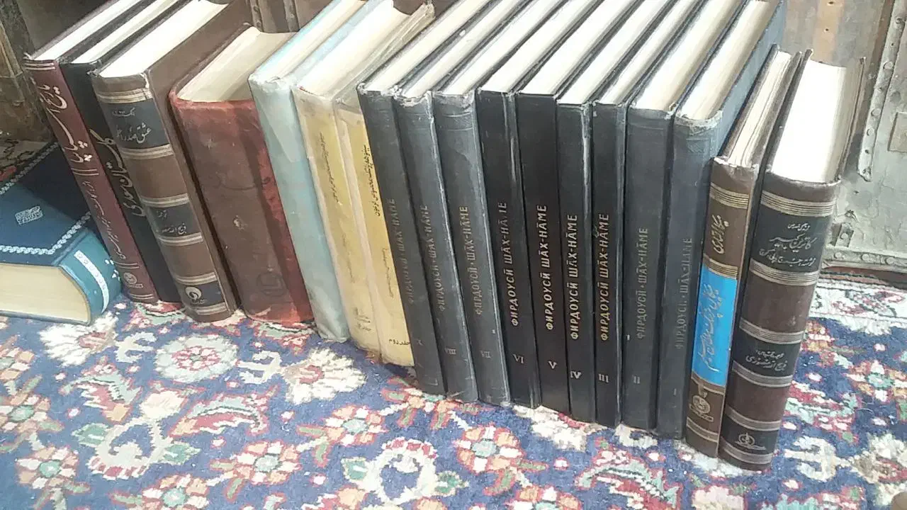 کتاب قدیمی|کتاب و مجله تاریخی|کرج, عظیمیه|دیوار